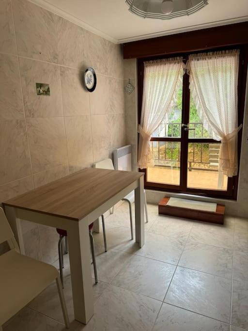 Unquera Apartment *